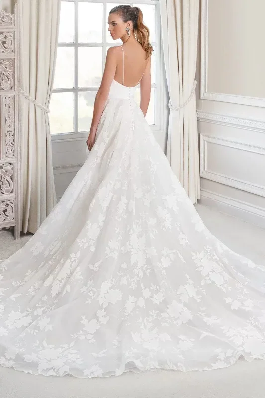 alexandra-lace-wedding-dress