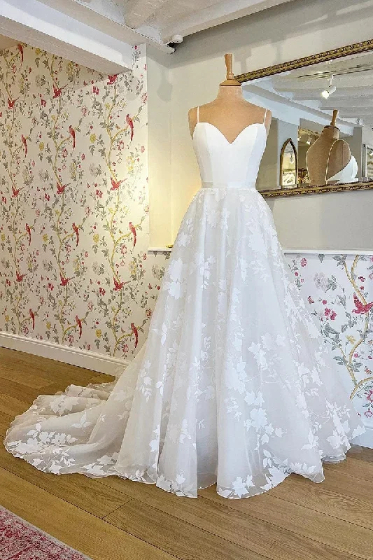 alexandra-lace-wedding-dress