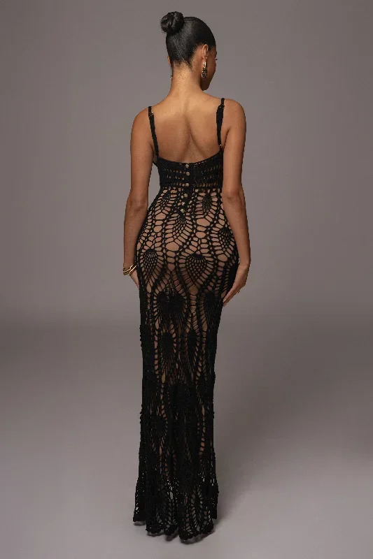 black-great-escape-crochet-maxi-dress