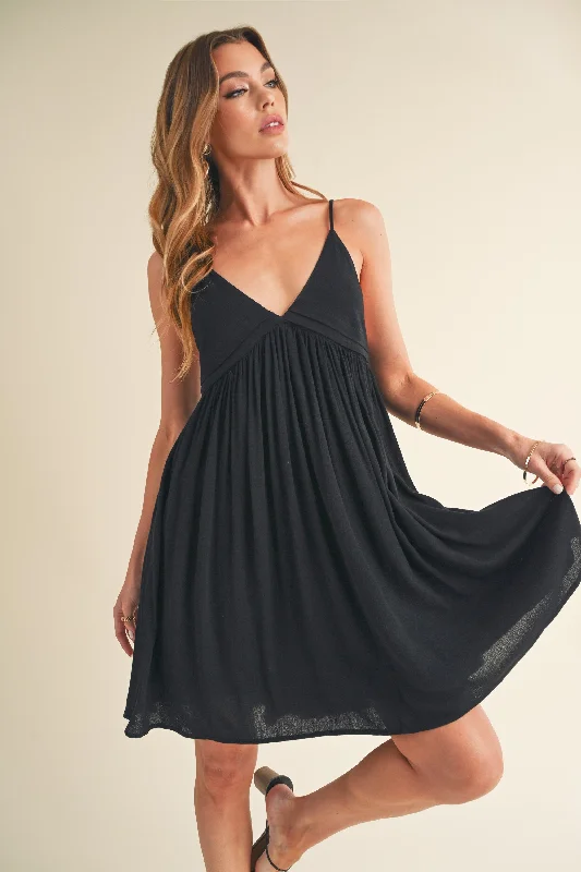 black-sleeveless-deep-v-neck-maternity-dress