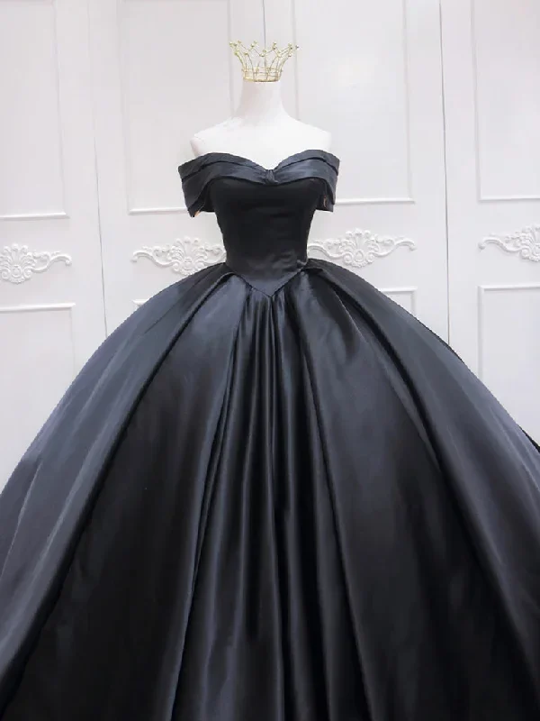 black-sweetheart-neck-satin-long-prom-gown-black-sweet-16-dress