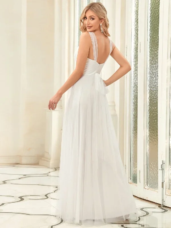 deep-v-neck-pleated-bodice-simple-tulle-wedding-dress-ep07303