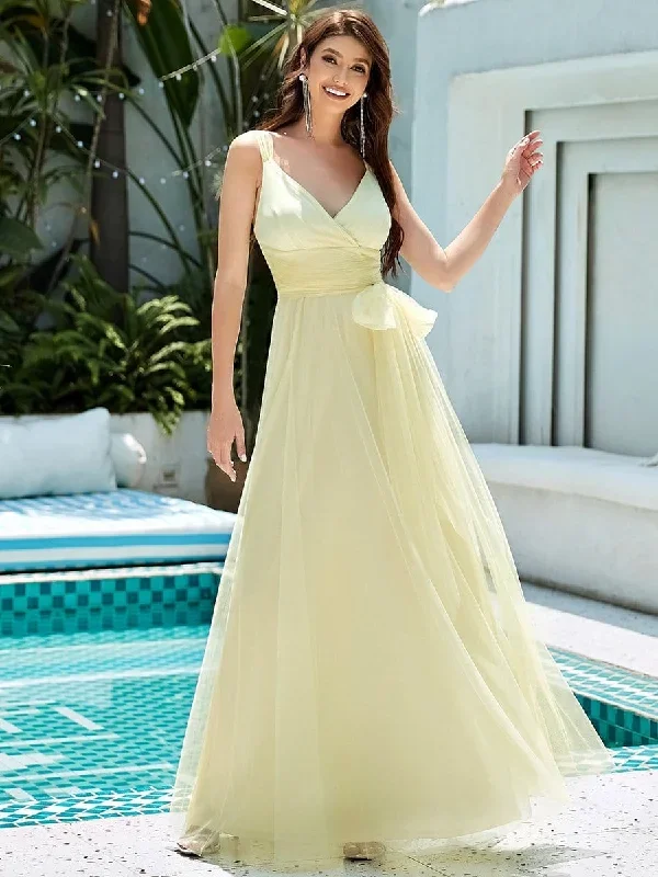 deep-v-neck-pleated-bodice-simple-tulle-wedding-dress-ep07303