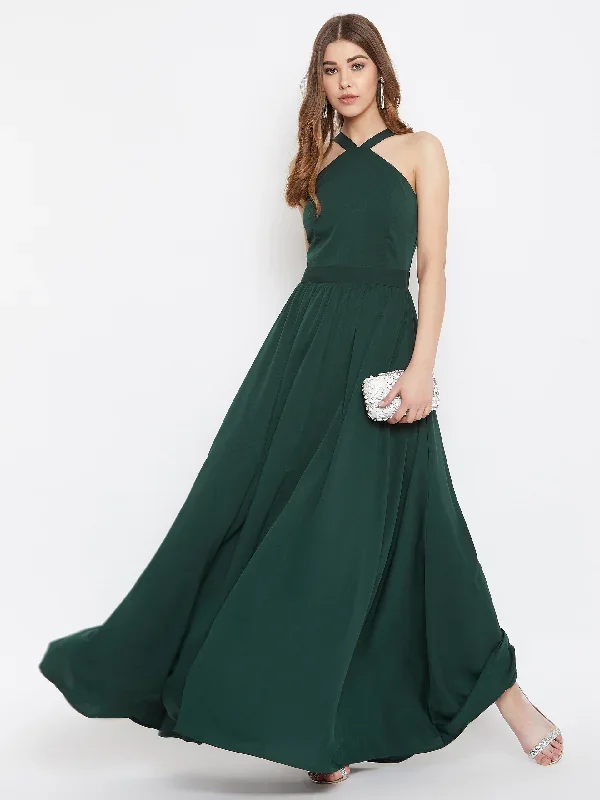 Berrylush Women Solid Green Halter Neck Flared Maxi Dress