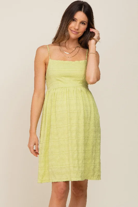 lime-striped-sleeveless-maternity-dress