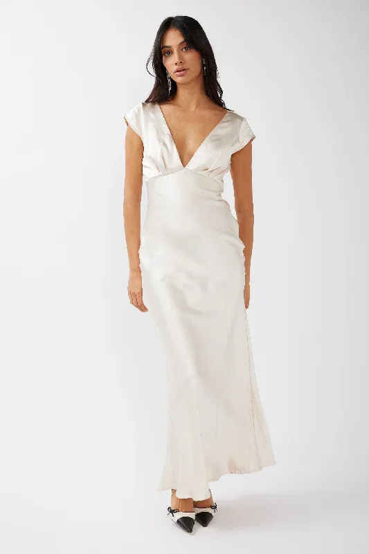 lucinda-v-neck-twist-back-midi-dress-champagne