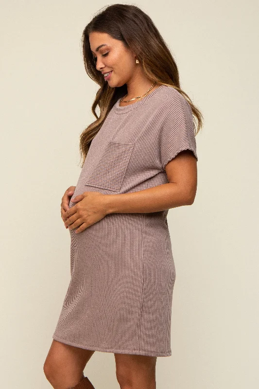 mocha-ribbed-front-pocket-dolman-short-sleeve-maternity-dress