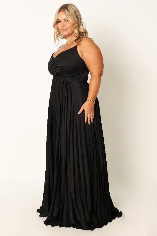 naira-pleated-maxi-dress-black