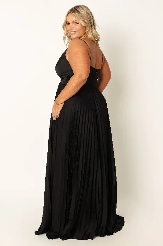 naira-pleated-maxi-dress-black