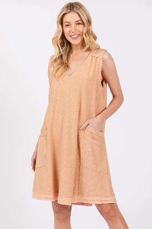 peach-double-pocket-frayed-trim-maternity-dress