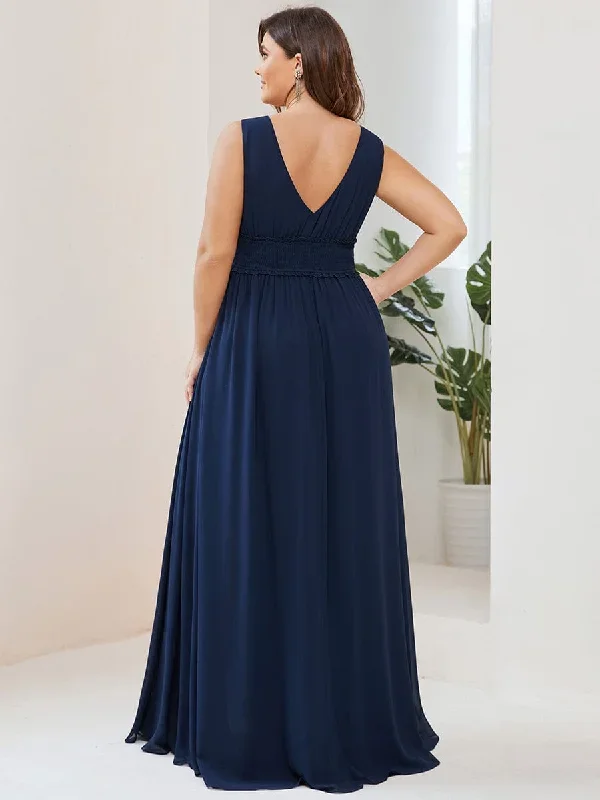 plus-size-v-neck-sleeveless-pleated-chiffon-evening-dress-es01405