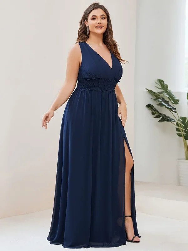 plus-size-v-neck-sleeveless-pleated-chiffon-evening-dress-es01405