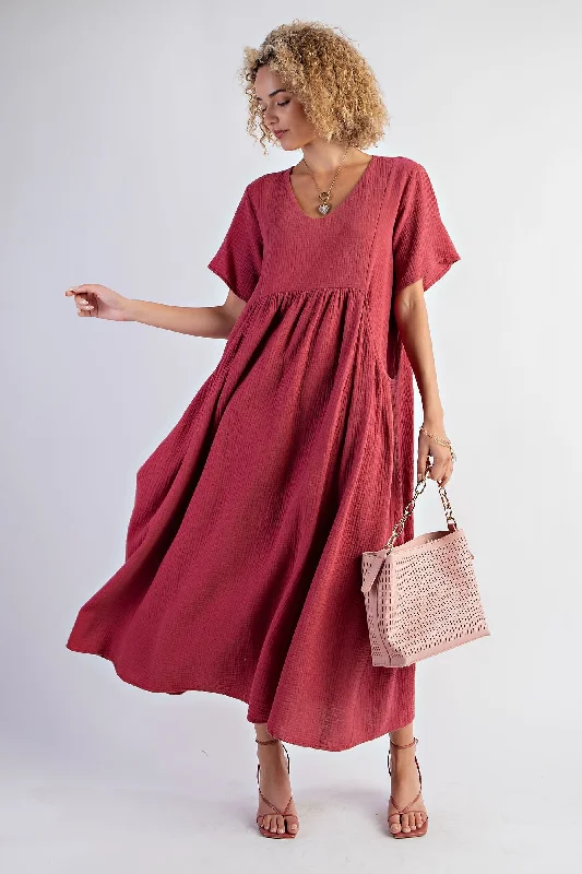 red-gauze-short-sleeve-maternity-midi-dress