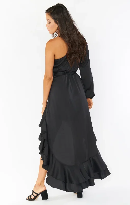 stunner-maxi-dress-black-luxe-satin